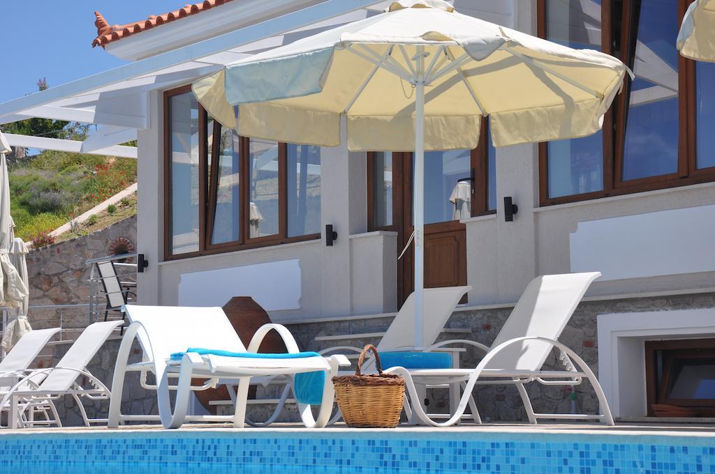Birds Bay Resort Petra  Eksteriør billede